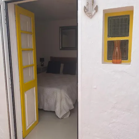 펜션 Yellow Rustic Portuguese *
