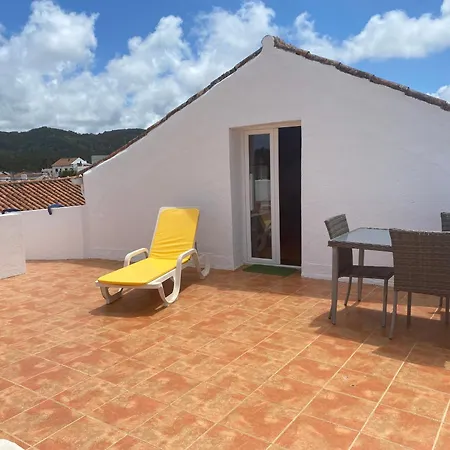 Yellow Rustic Portuguese Holiday home *
