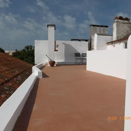 Yellow Rustic Portuguese Holiday home *